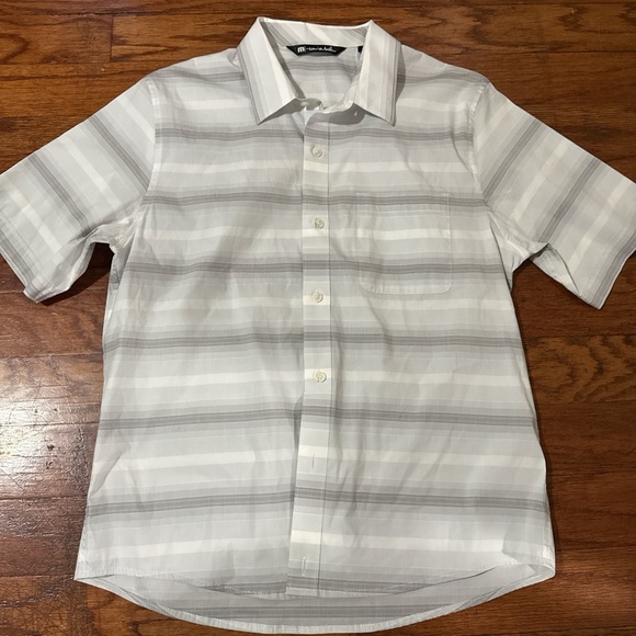 TravisMathew Other - TravisMathew Mens Short Sleeve‎ Button Down Shirt Grey White Striped Golf Top M